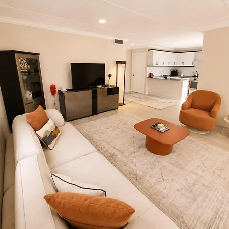 Σπίτι διακοπών Cozy Retreat Near Airport Patio & Nature *
