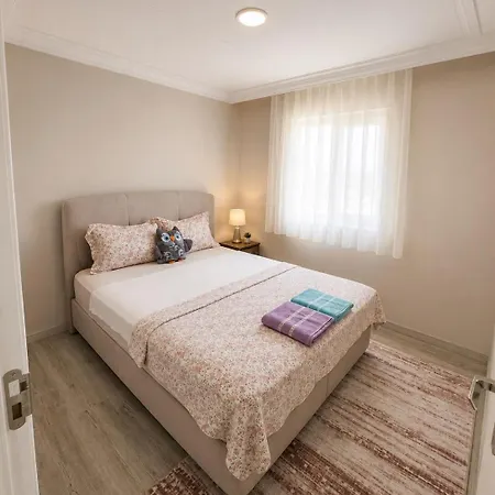 Cozy Retreat Near Airport Patio & Nature Gorece